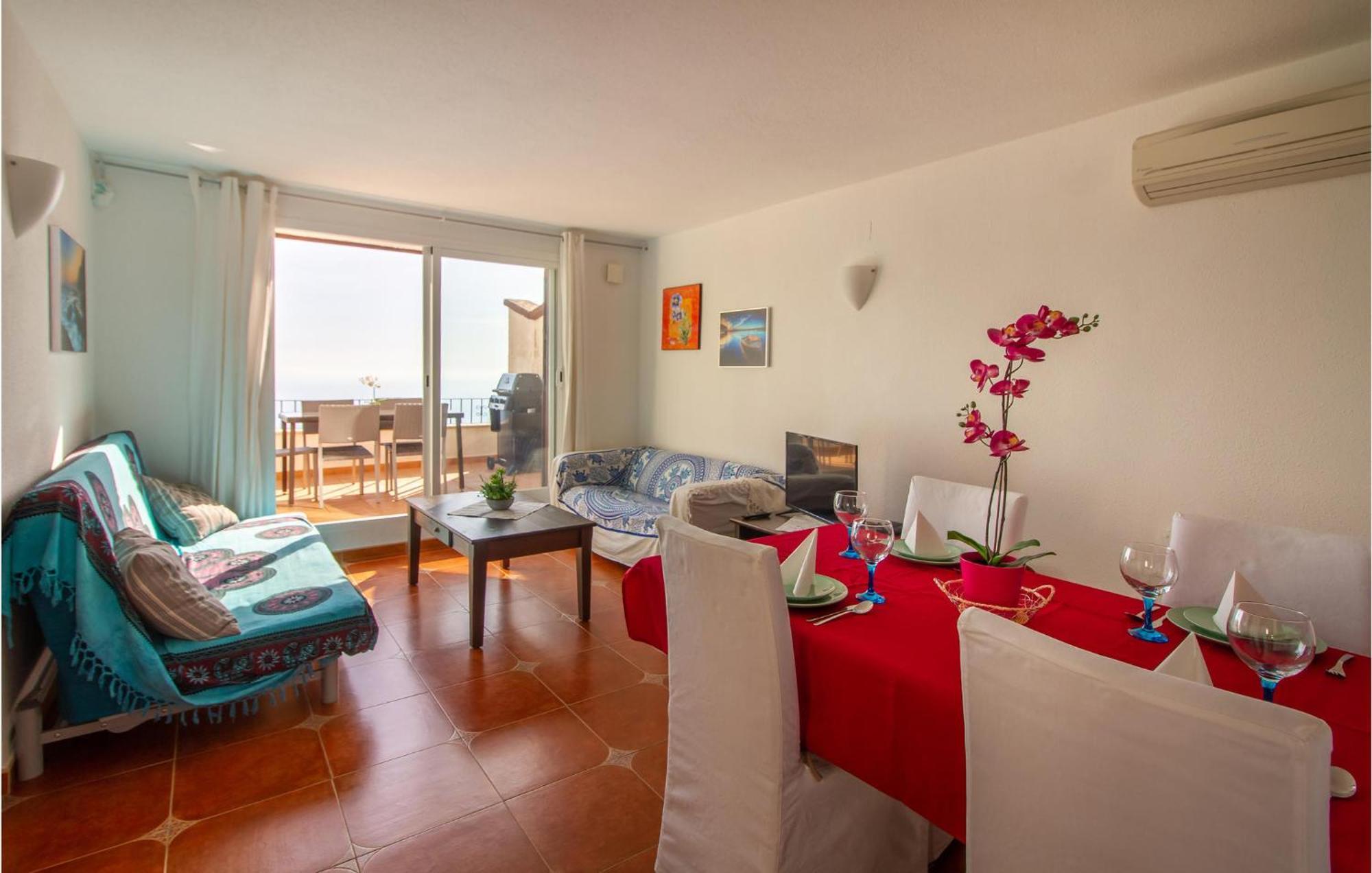 Nice Apartment In Cumbre Del Sol With Wifi Bagian luar foto